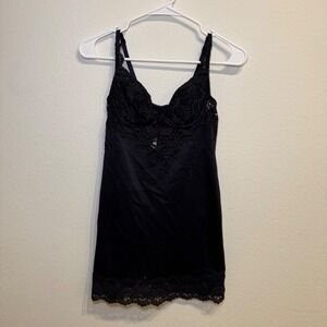 Victoria's Secret Black Lace Trim Built In Bra Slip Chemise Nightgown Lingerie M